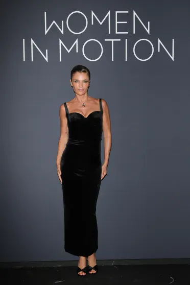 Сальма Хайек с мужем, Николь Кидман, Рози Хантингтон-Уайтли и Марк Эйдельштейн на премии Women In Motion в Каннах Сальма Хайек с мужем, Николь Кидман, Рози Хантингтон-Уайтли и Марк Эйдельштейн на премии Women In Motion в Каннах