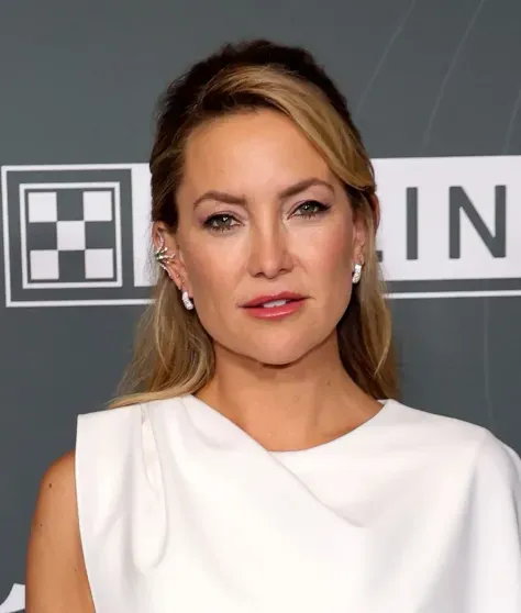 Сидни Суини в "голом" платье, Ева Лонгория, Шэрон Стоун и Кейт Хадсон на гала-вечере Variety