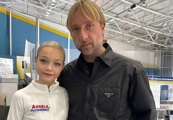 Скандал в фигурном катании: мать 14-летней фигуристки выступила против методов Евгения Плющенко, а он пригрозил ей опекой Скандал в фигурном катании: мать 14-летней фигуристки выступила против методов Евгения Плющенко, а он пригрозил ей опекой