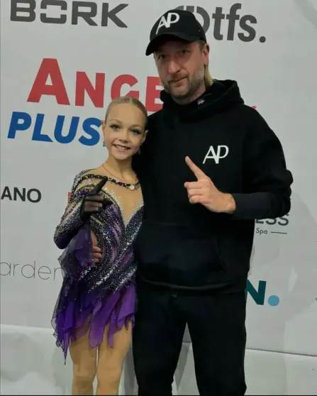 Скандал в фигурном катании: мать 14-летней фигуристки выступила против методов Евгения Плющенко, а он пригрозил ей опекой Скандал в фигурном катании: мать 14-летней фигуристки выступила против методов Евгения Плющенко, а он пригрозил ей опекой