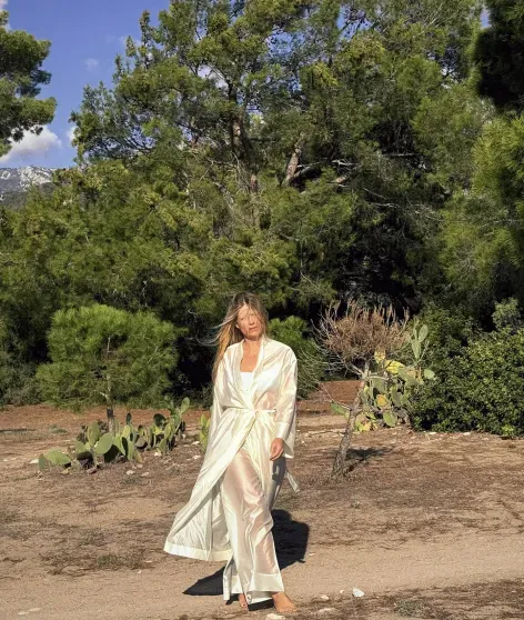 Софья Эрнст показала, как отдохнула с дочерьми на море Софья Эрнст показала, как отдохнула с дочерьми на море