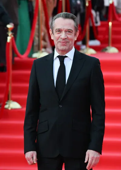 Софья Синицына с дочерью, Юлия Хлынина, Алексей Учитель, Елена Подкаминская на открытии ММКФ Софья Синицына с дочерью, Юлия Хлынина, Алексей Учитель, Елена Подкаминская на открытии ММКФ