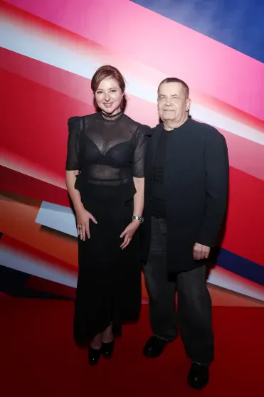 Софья Синицына с дочерью, Юлия Хлынина, Алексей Учитель, Елена Подкаминская на открытии ММКФ Софья Синицына с дочерью, Юлия Хлынина, Алексей Учитель, Елена Подкаминская на открытии ММКФ