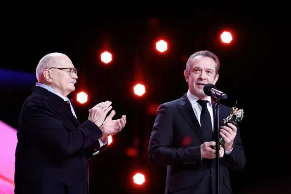 Софья Синицына с дочерью, Юлия Хлынина, Алексей Учитель, Елена Подкаминская на открытии ММКФ Софья Синицына с дочерью, Юлия Хлынина, Алексей Учитель, Елена Подкаминская на открытии ММКФ