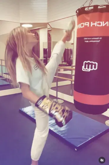 Совладелец сети "585" Антон Петров отметил 10-ю годовщину свадьбы с дочерью депутата, к которой ушёл от беременной МакSим