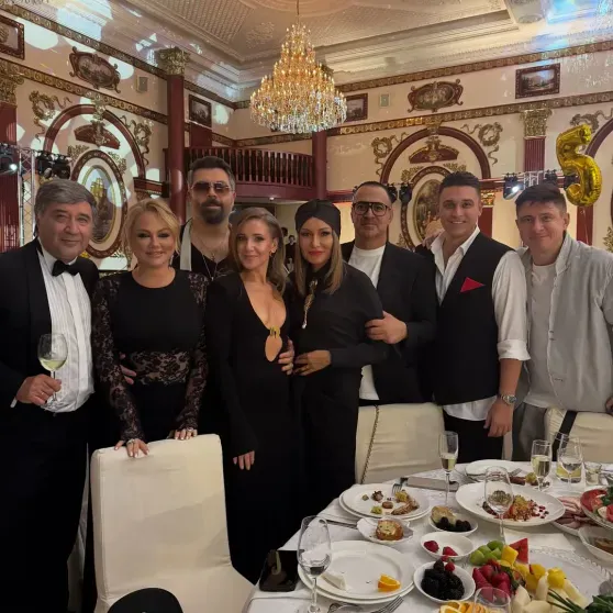 Танцы в стиле латино, многоярусный торт и звёздные гости: Лариса Долина отметила 70-летие Танцы в стиле латино, многоярусный торт и звёздные гости: Лариса Долина отметила 70-летие