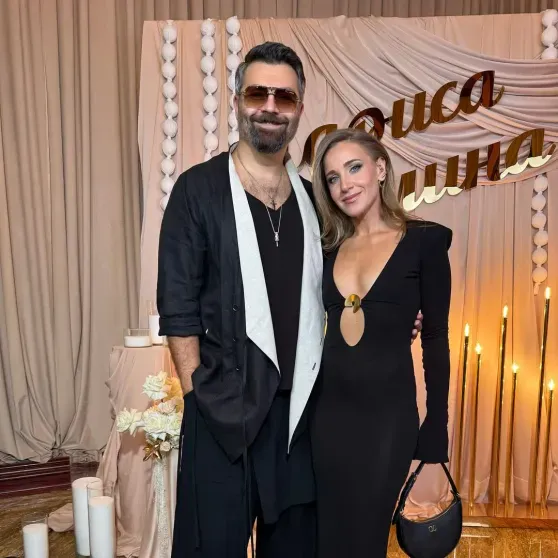 Танцы в стиле латино, многоярусный торт и звёздные гости: Лариса Долина отметила 70-летие Танцы в стиле латино, многоярусный торт и звёздные гости: Лариса Долина отметила 70-летие