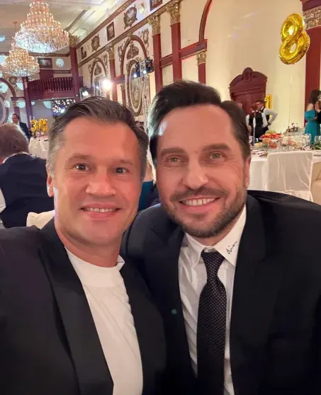 Танцы в стиле латино, многоярусный торт и звёздные гости: Лариса Долина отметила 70-летие Танцы в стиле латино, многоярусный торт и звёздные гости: Лариса Долина отметила 70-летие