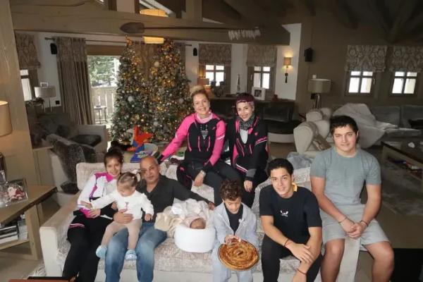 "Ты для того, чтобы идти в театр, а не зад подтирать — это для няни". Жена миллиардера и мать пятерых детей Виктория Манасир рассказала о материнстве, муже и внучке "Ты для того, чтобы идти в театр, а не зад подтирать — это для няни". Жена миллиардера и мать пятерых детей Виктория Манасир рассказала о материнстве, муже и внучке