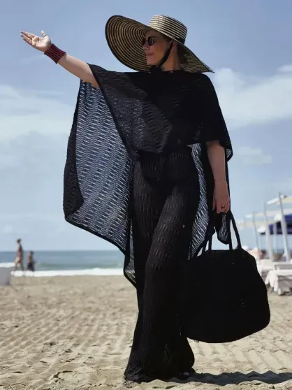 Встреча с Уиллом Смитом, игры в карты и пляжные образы: как Ксения Собчак с сыном и Константин Богомолов отдыхают в Тоскане Встреча с Уиллом Смитом, игры в карты и пляжные образы: как Ксения Собчак с сыном и Константин Богомолов отдыхают в Тоскане