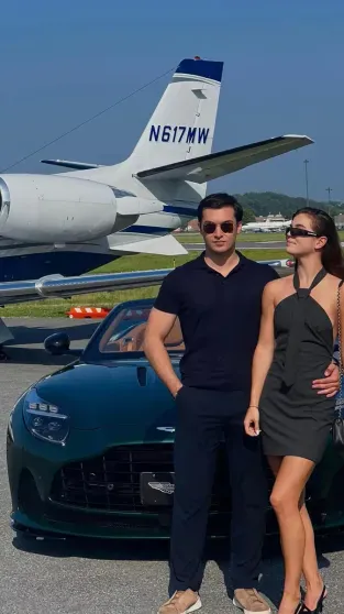 "Выхожу, а там кабриолет! Проверку прошёл". Анна Седокова высказалась о богатом бойфренде дочери "Выхожу, а там кабриолет! Проверку прошёл". Анна Седокова высказалась о богатом бойфренде дочери